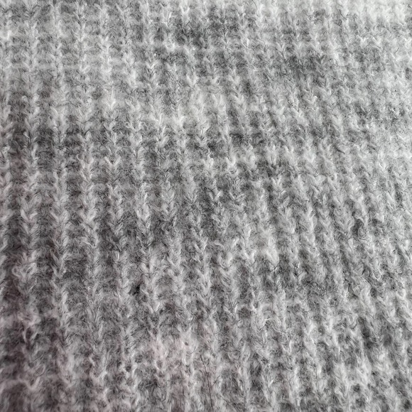 Talbots Womens Size Small Petite White Gray Sweater Blouse Shirt Top Christmas - Picture 6 of 8